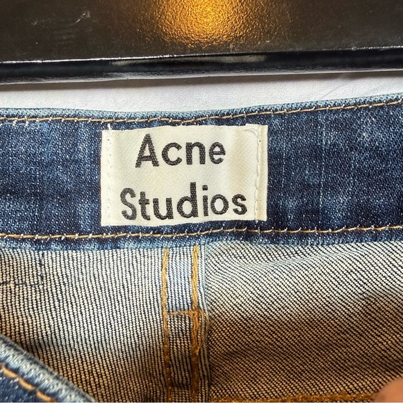 Acne Studios Women's  Blue Ankle Jeans Size 26 - Picture 3 of 13
